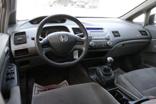 2008 Honda Civic 4dr 5 Manual DX/FIRST $2500 TAKES IT/SELLING AS IS - Photo #16