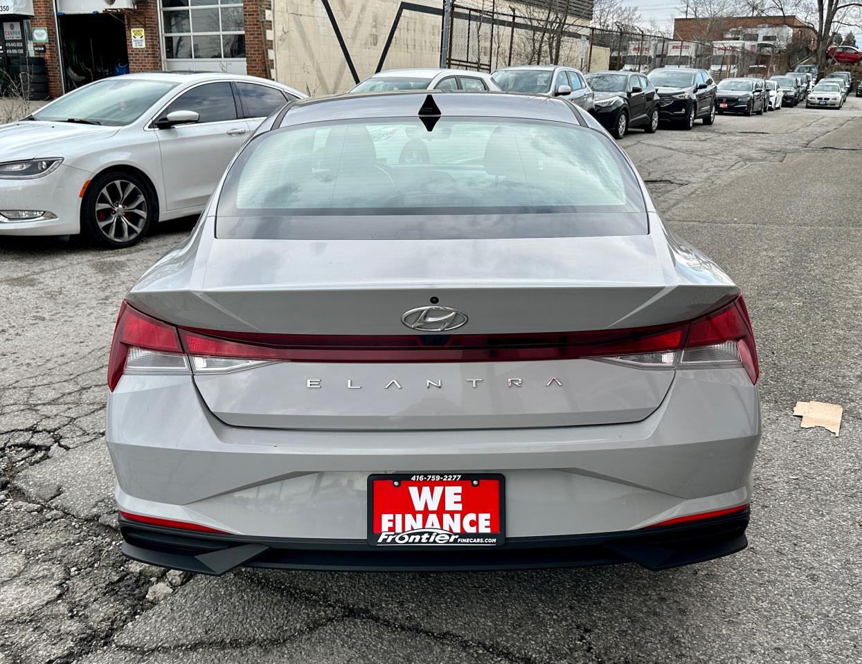 2021 Hyundai Elantra Preferred Photo3