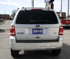 2010 Ford Escape FWD V6 AUTO XLT/ SELLING AS IS! - Photo #6