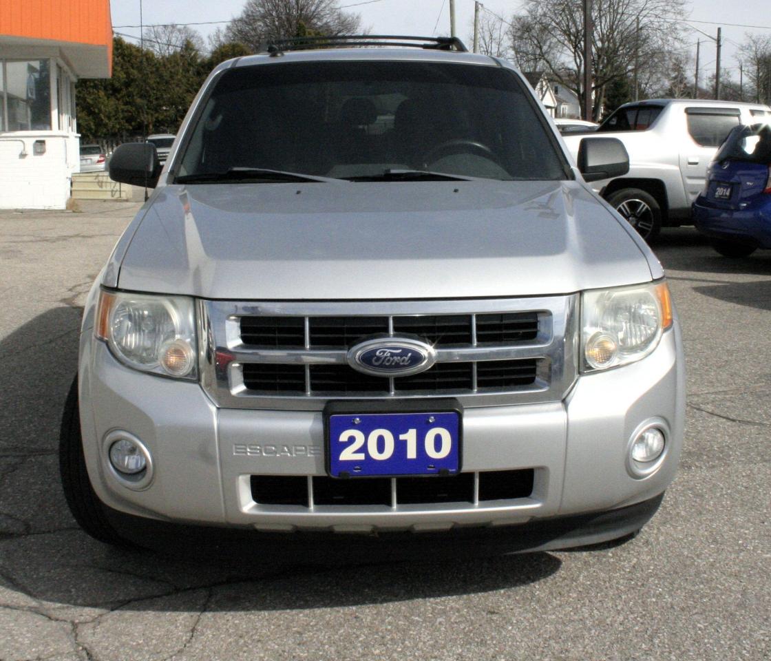 2010 Ford Escape FWD V6 AUTO XLT/ SELLING AS IS! - Photo #10