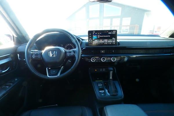2024 Honda CR-V Touring HYBRID AWD w/Htd Leather, S/R, NAV, BUC - Photo #12