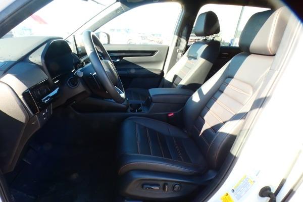 2024 Honda CR-V Touring HYBRID AWD w/Htd Leather, S/R, NAV, BUC - Photo #11