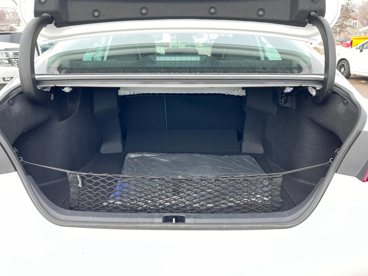 2020 Toyota Camry  - Photo #8