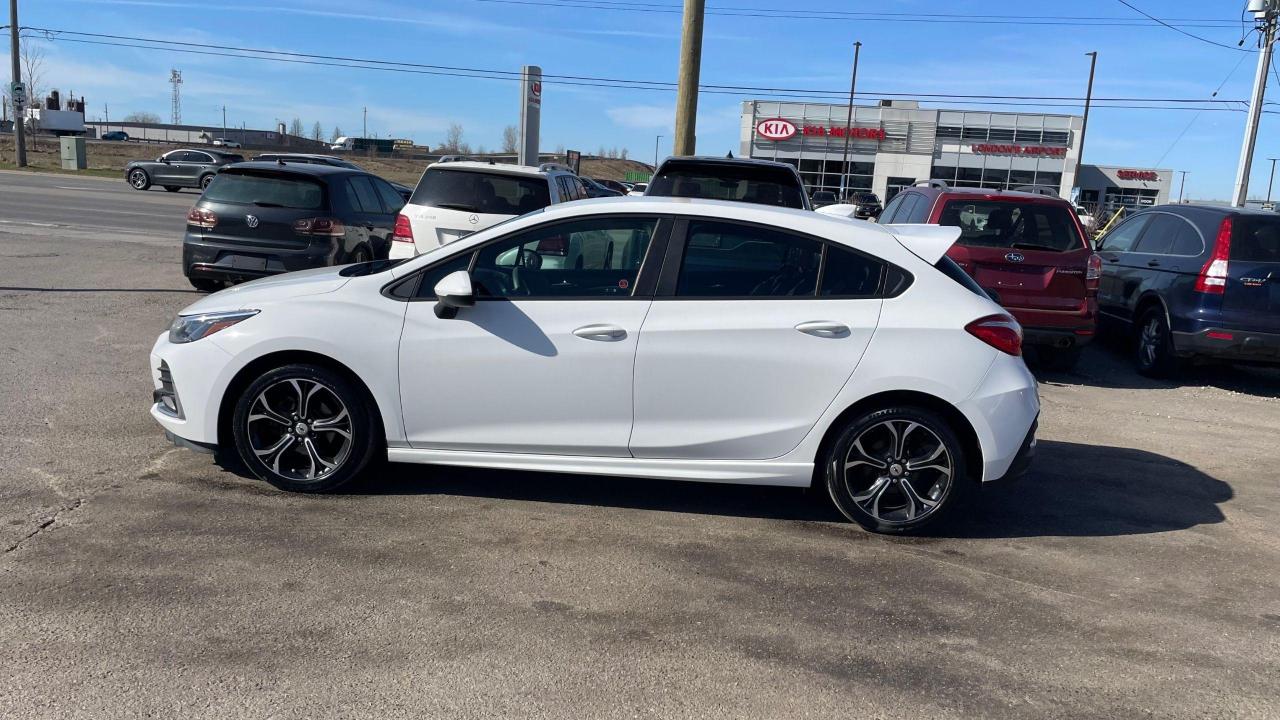 2019 Chevrolet Cruze LT RS*HATCHBACK*ALLOYS*CAM*CERTIFIED - Photo #2