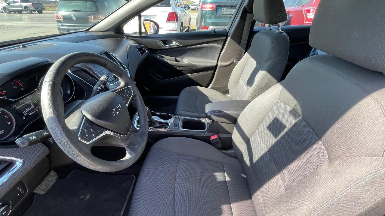 2019 Chevrolet Cruze LT RS*HATCHBACK*ALLOYS*CAM*CERTIFIED - Photo #9