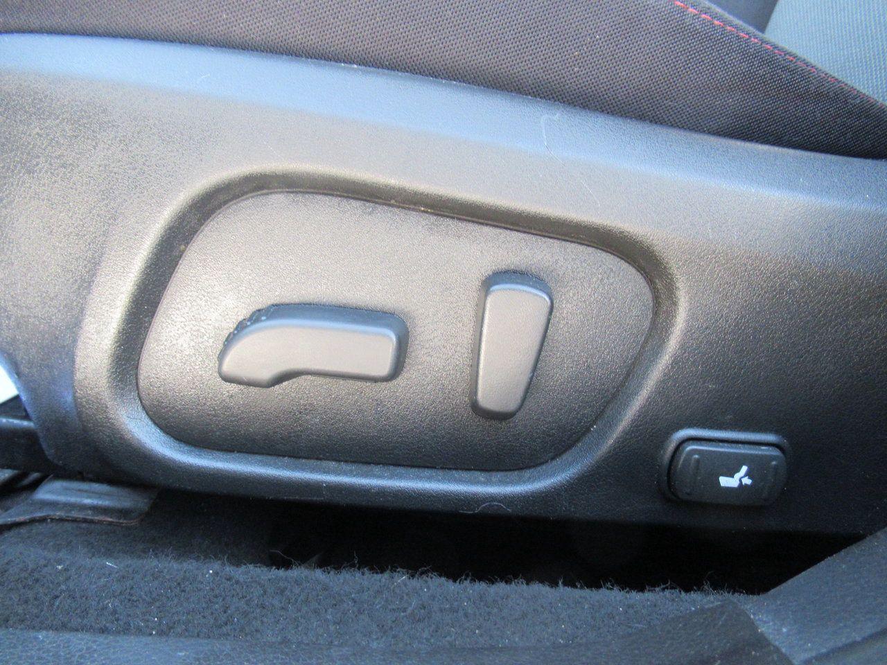 11068667