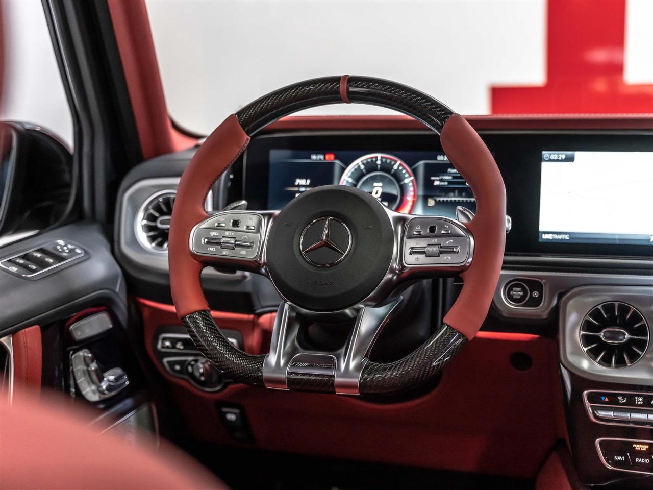 2020 Mercedes-Benz G63 AMG BRABUS 700|BRABUS CARBON|STARTLIGHT HEADLINER|BRABUS MONOBLOCK Photo