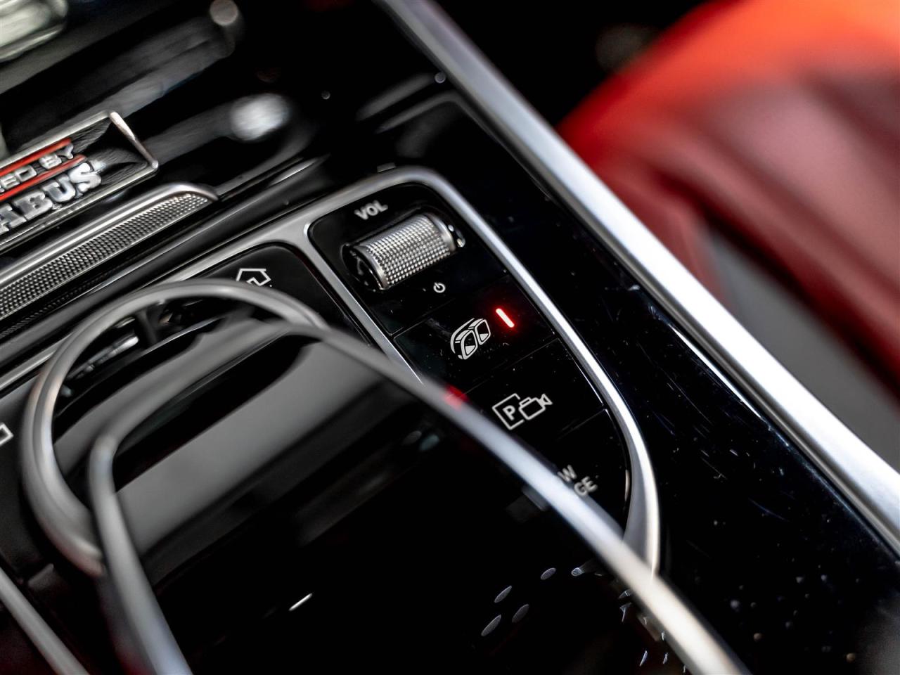 2020 Mercedes-Benz G63 AMG BRABUS 700|BRABUS CARBON|STARTLIGHT HEADLINER|BRABUS MONOBLOCK Photo