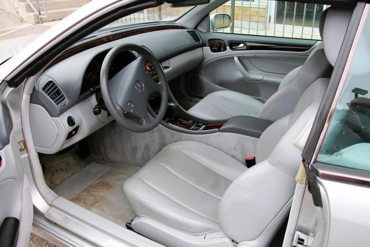 2000 Mercedes-Benz CLK 2dr Conv 3.2L - Photo #7