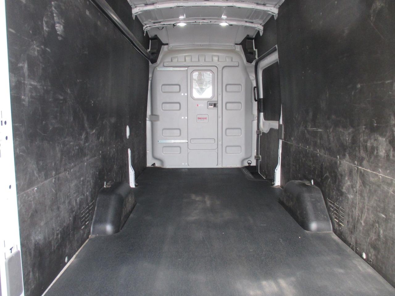 2023 Ford Transit 250 T-250 148" EL Hi Rf 9070 GVWR RWD - Photo #7