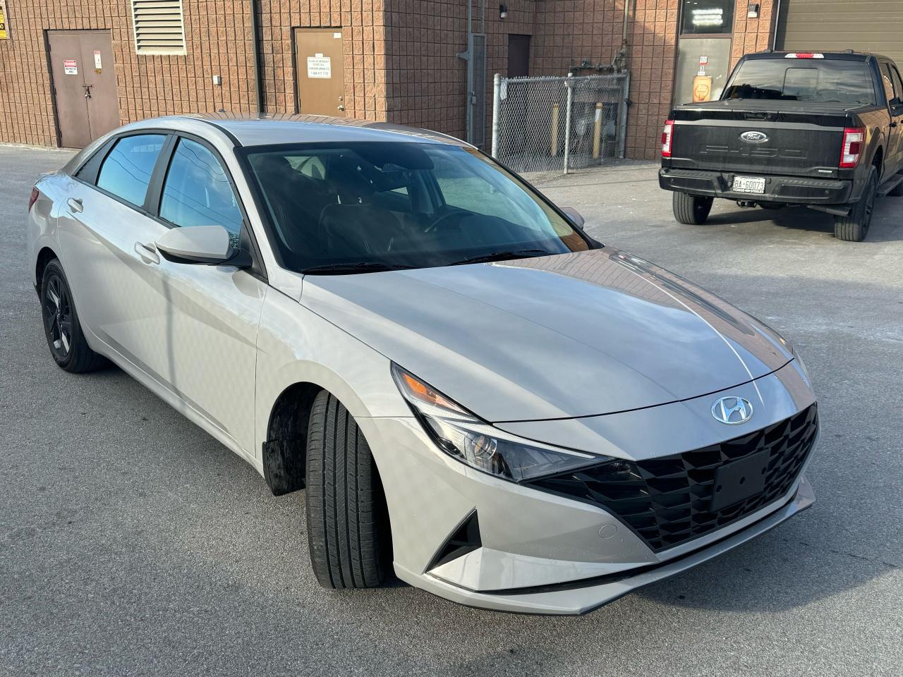 2022 Hyundai Elantra Preferred Photo4