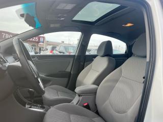 2012 Hyundai Accent GLS Sun Roof Heated Seats - Photo #15