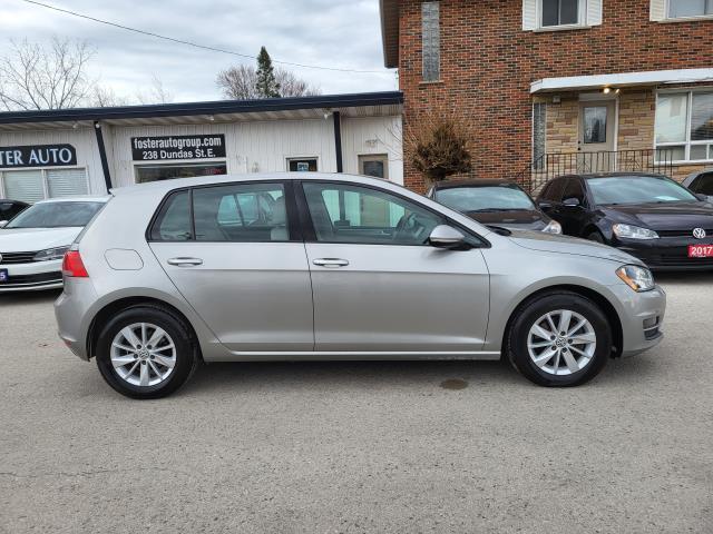 2015 Volkswagen Golf Trendline TDI Photo2