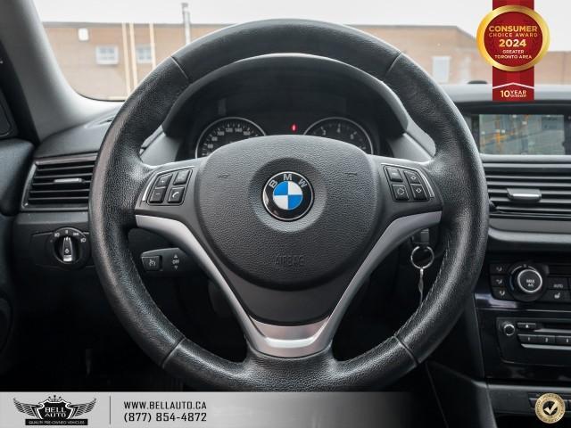 2015 BMW X1 xDrive28i, AWD, Navi, PanoRoof, Sensors, HeatedSeats Photo12