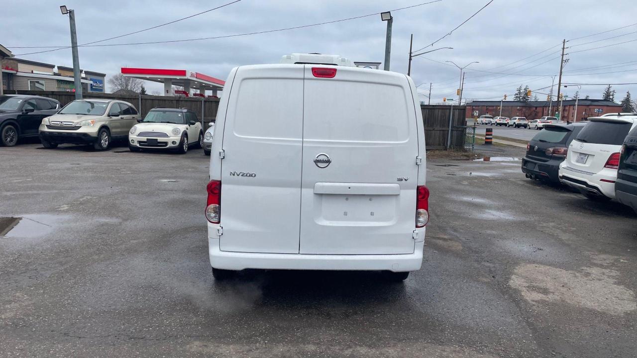 2014 Nissan NV200 REEFER*REFRIDGERATION*FREEZER**CERTIFIED - Photo #4