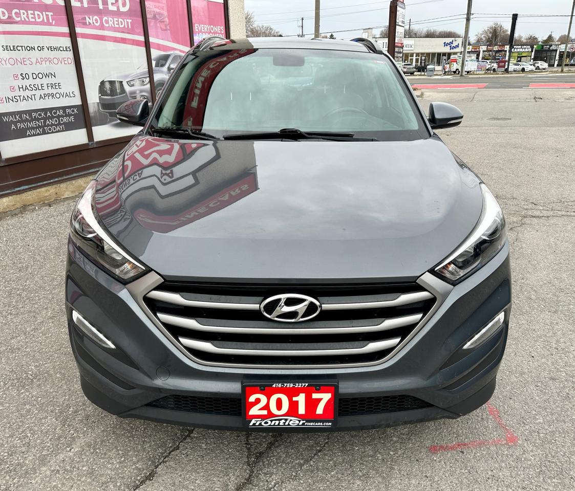 2017 Hyundai Tucson AWD 4DR 2.0L LUXURY Photo2