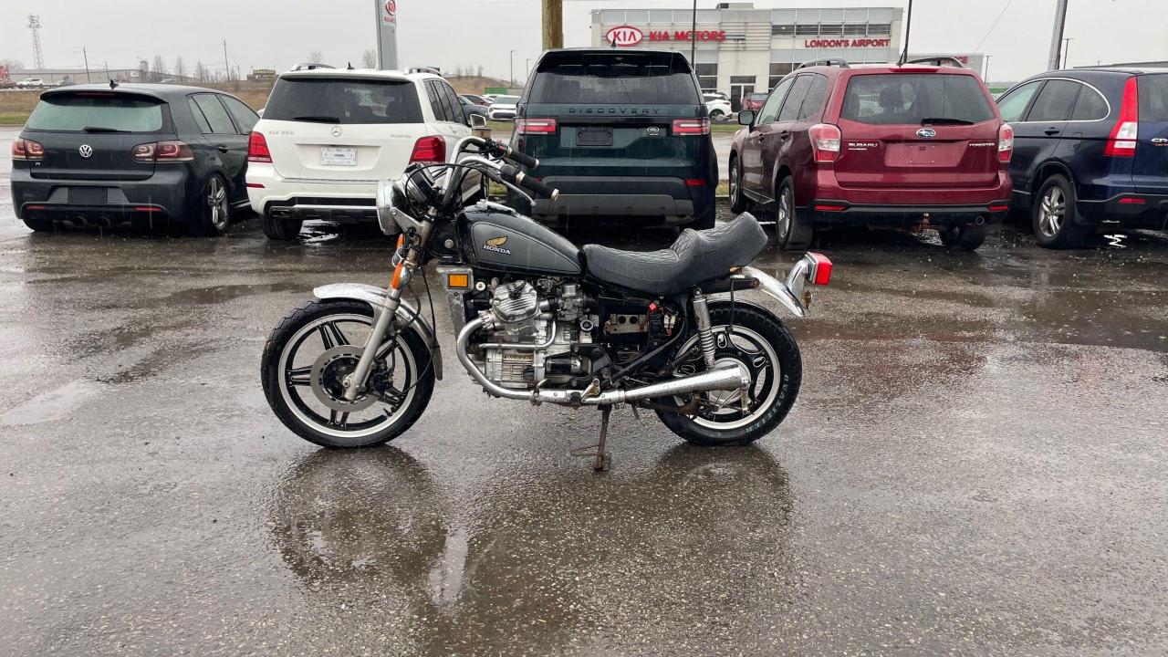 1982 Honda CB500 *GREAT PROJECT BIKE*BEEN SITTING FOR A WHILE*AS IS - Photo #2