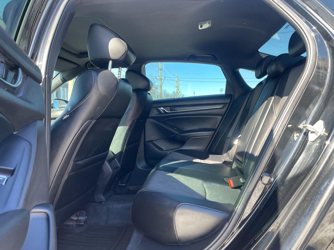 2018 Honda Accord Sport Photo