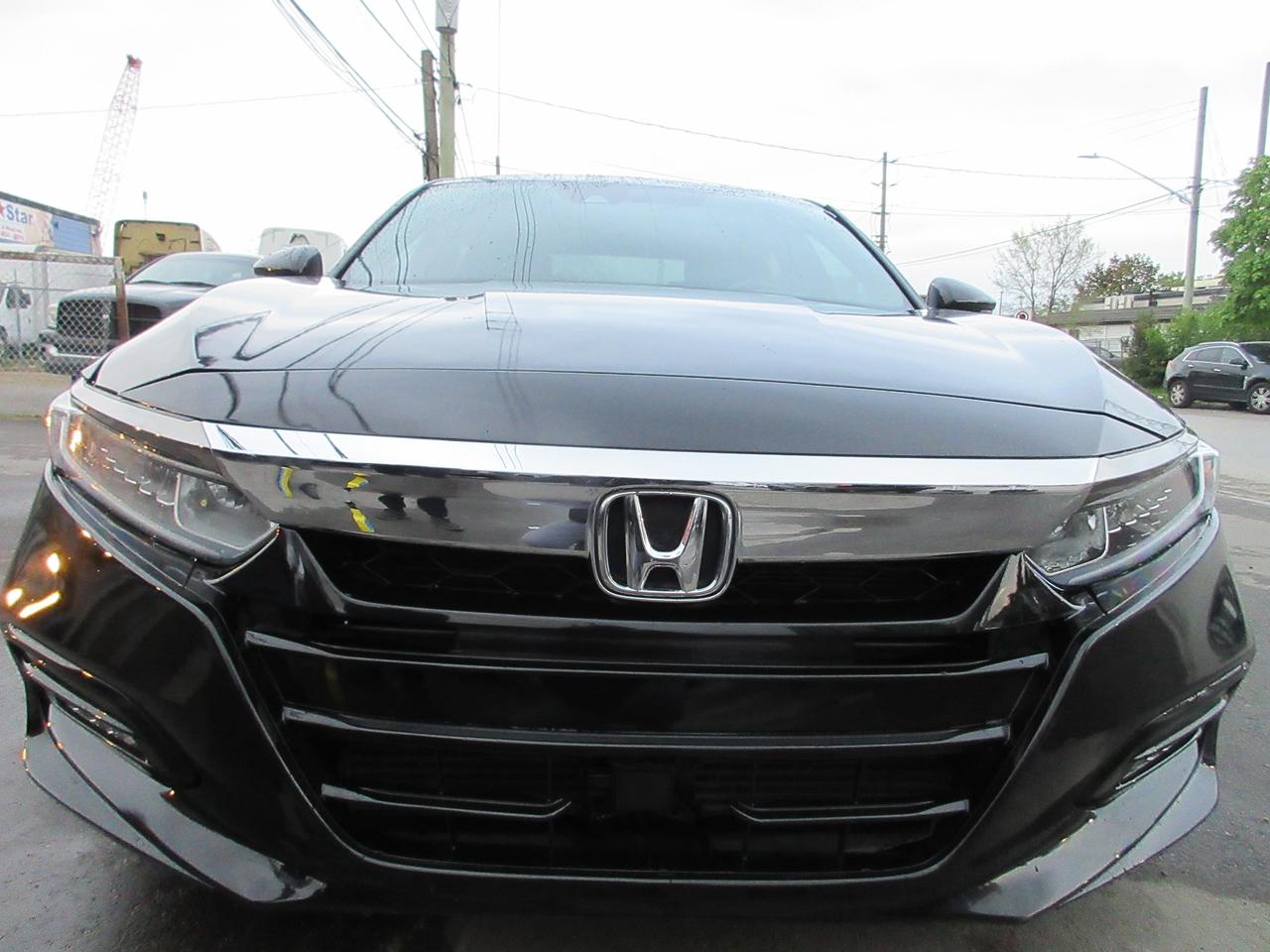 2018 Honda Accord Sport Photo