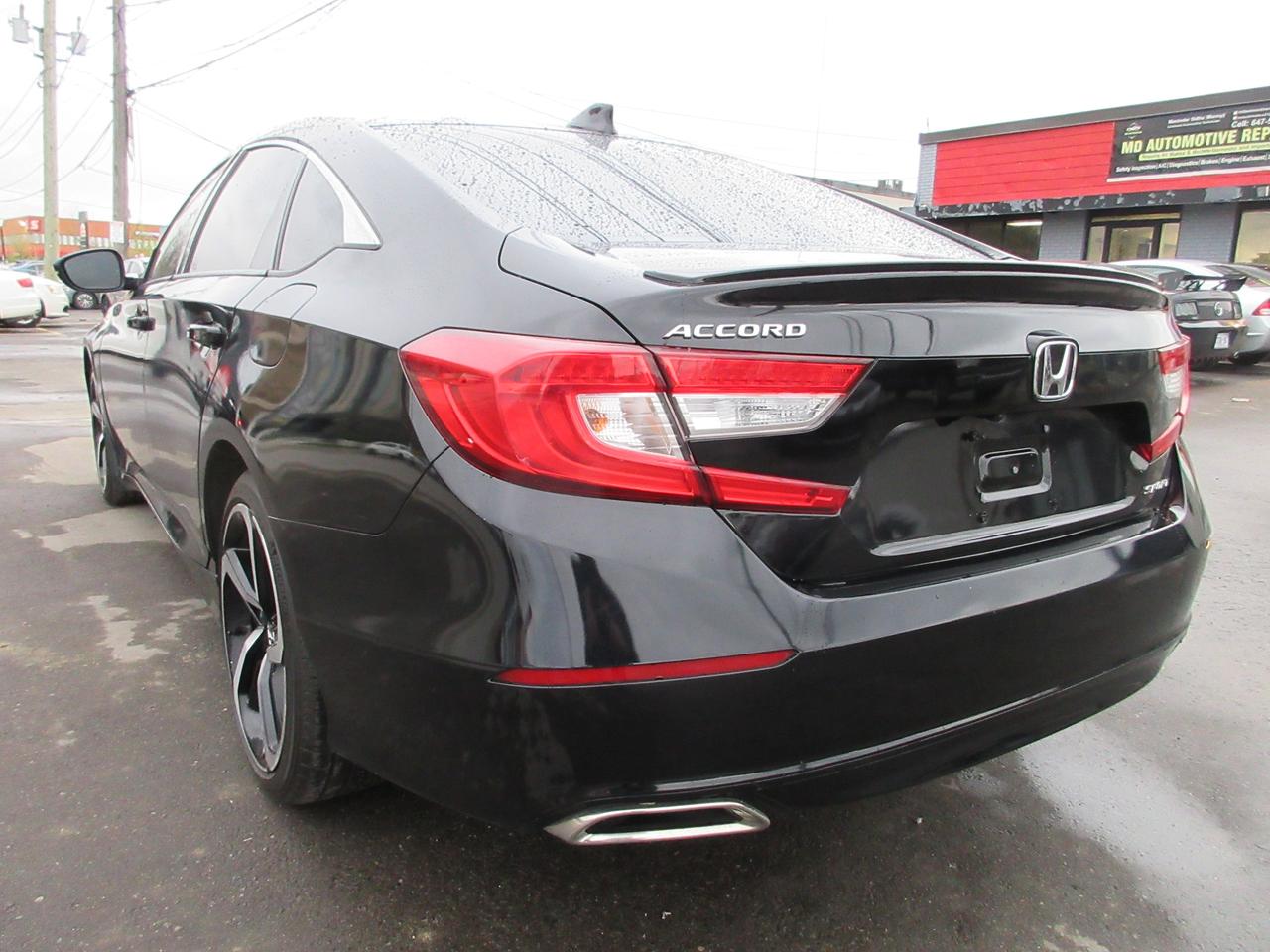 2018 Honda Accord Sport Photo