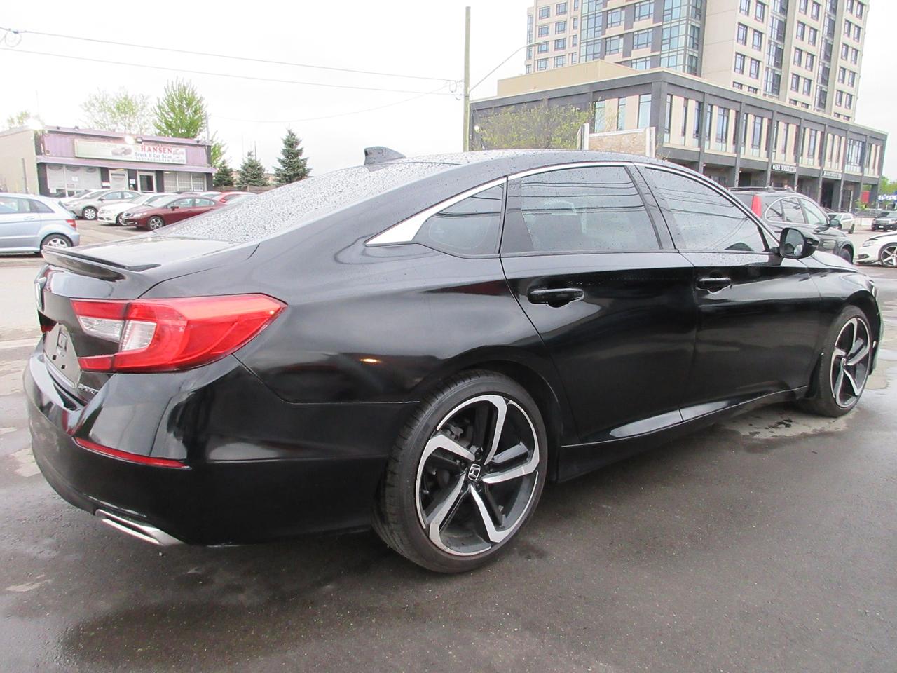 2018 Honda Accord Sport Photo