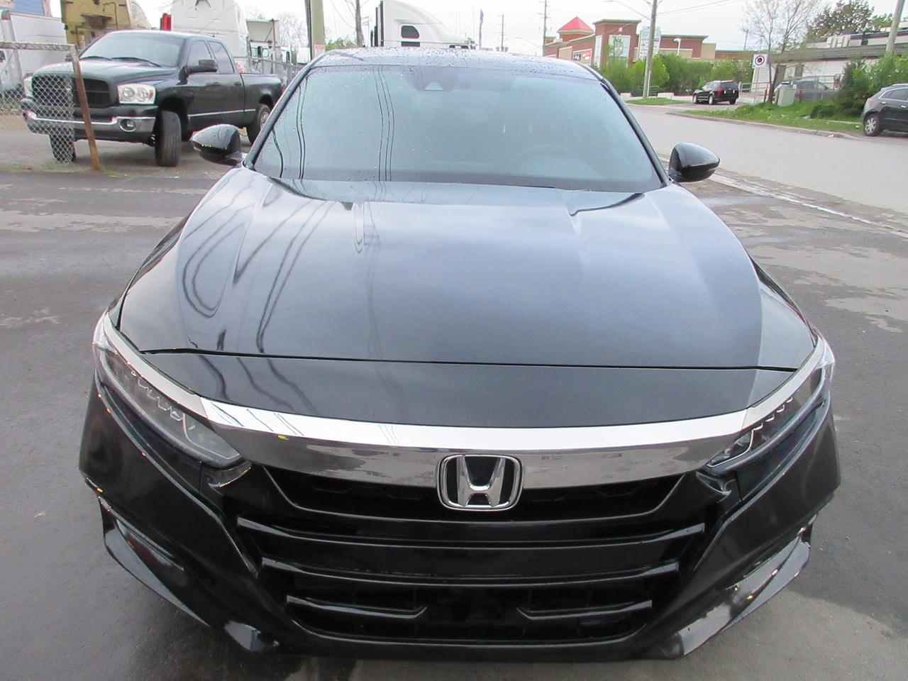 2018 Honda Accord Sport Photo