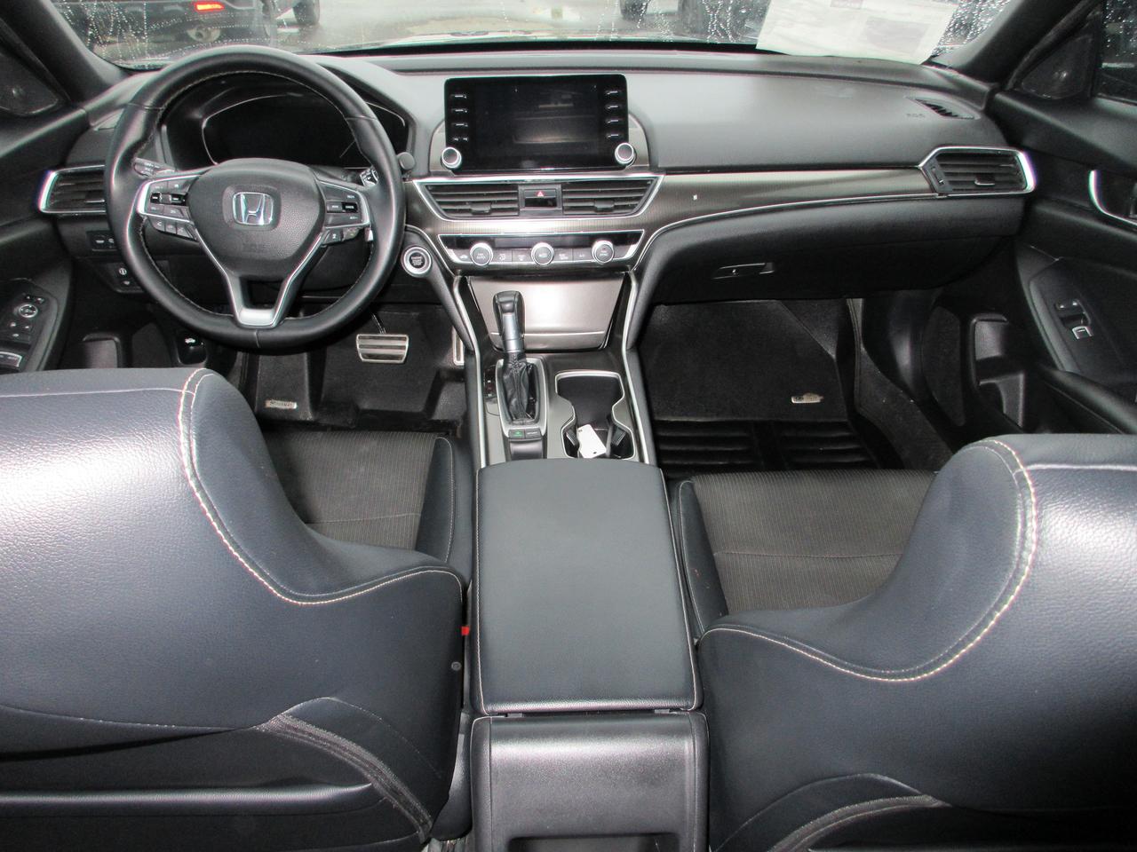 2018 Honda Accord Sport Photo