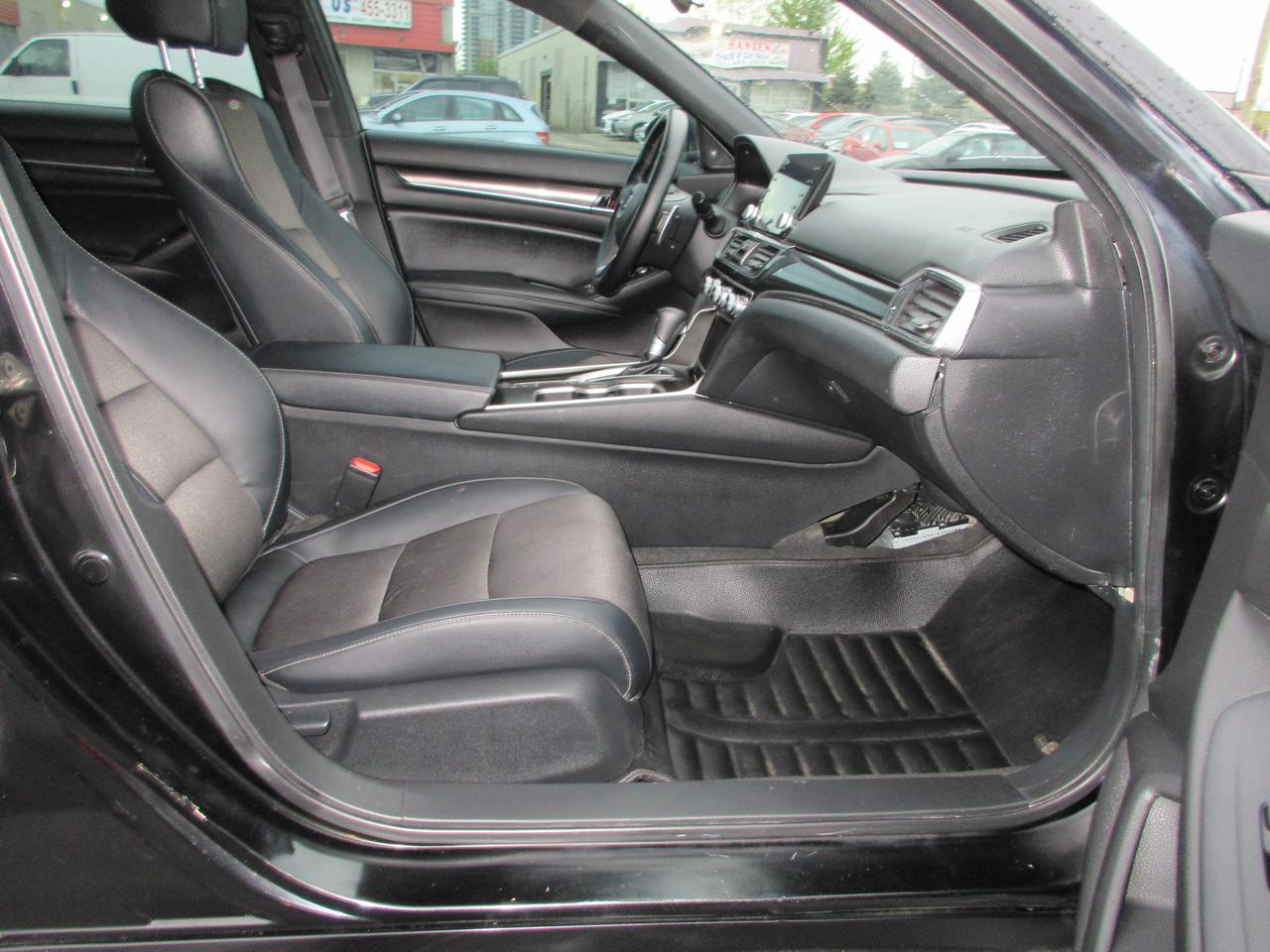 2018 Honda Accord Sport Photo