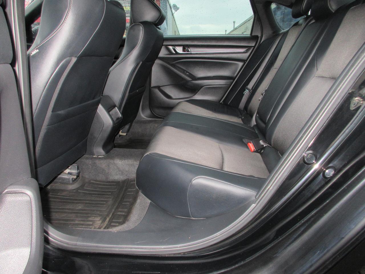 2018 Honda Accord Sport Photo