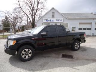 2011 Ford F-150 2WD SUPERCAB 145" XLT - Photo #1