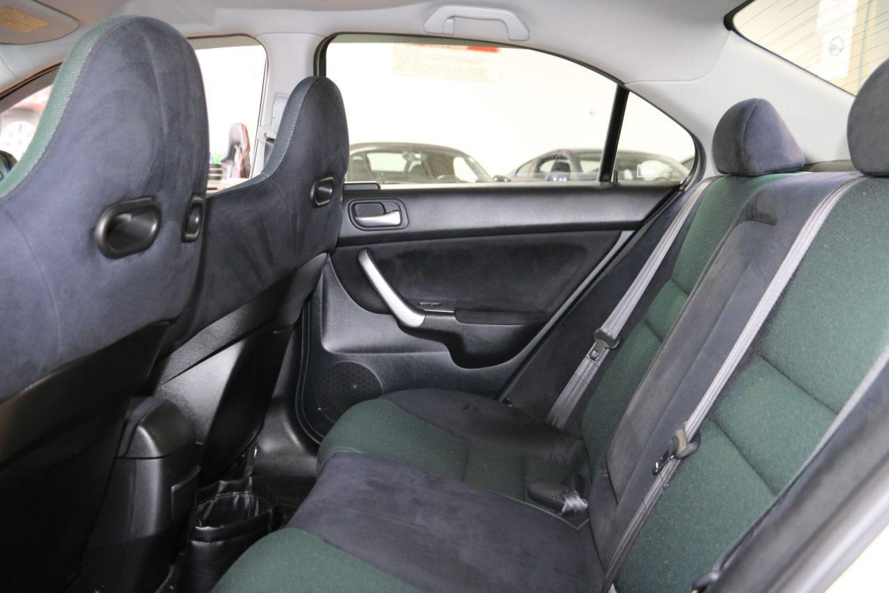 2005 Honda Accord EURO R CL7 - RHD|K20A|RECARO|MOMO|CAMERA - Photo #12
