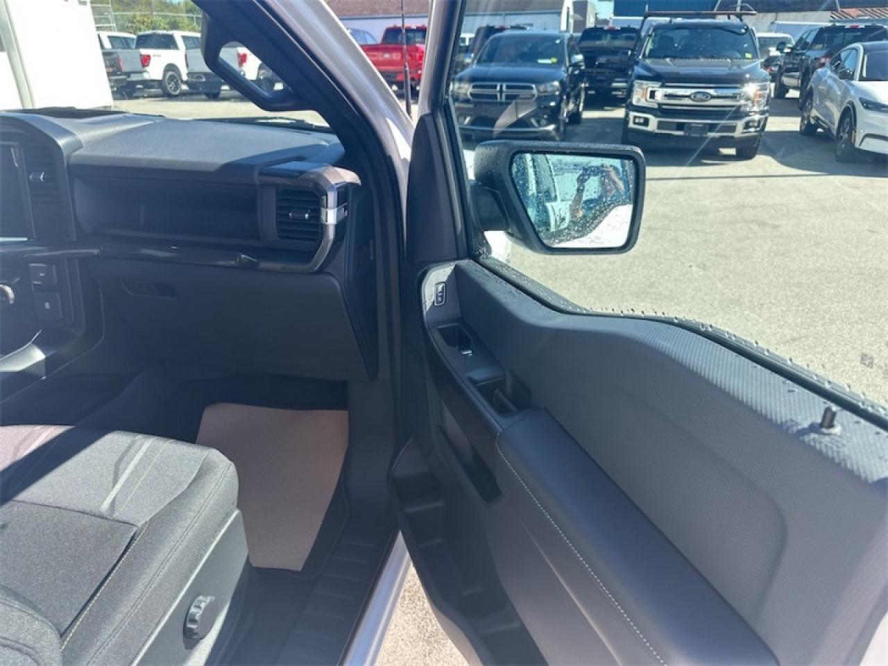 2024 Ford F-150 STX Photo5