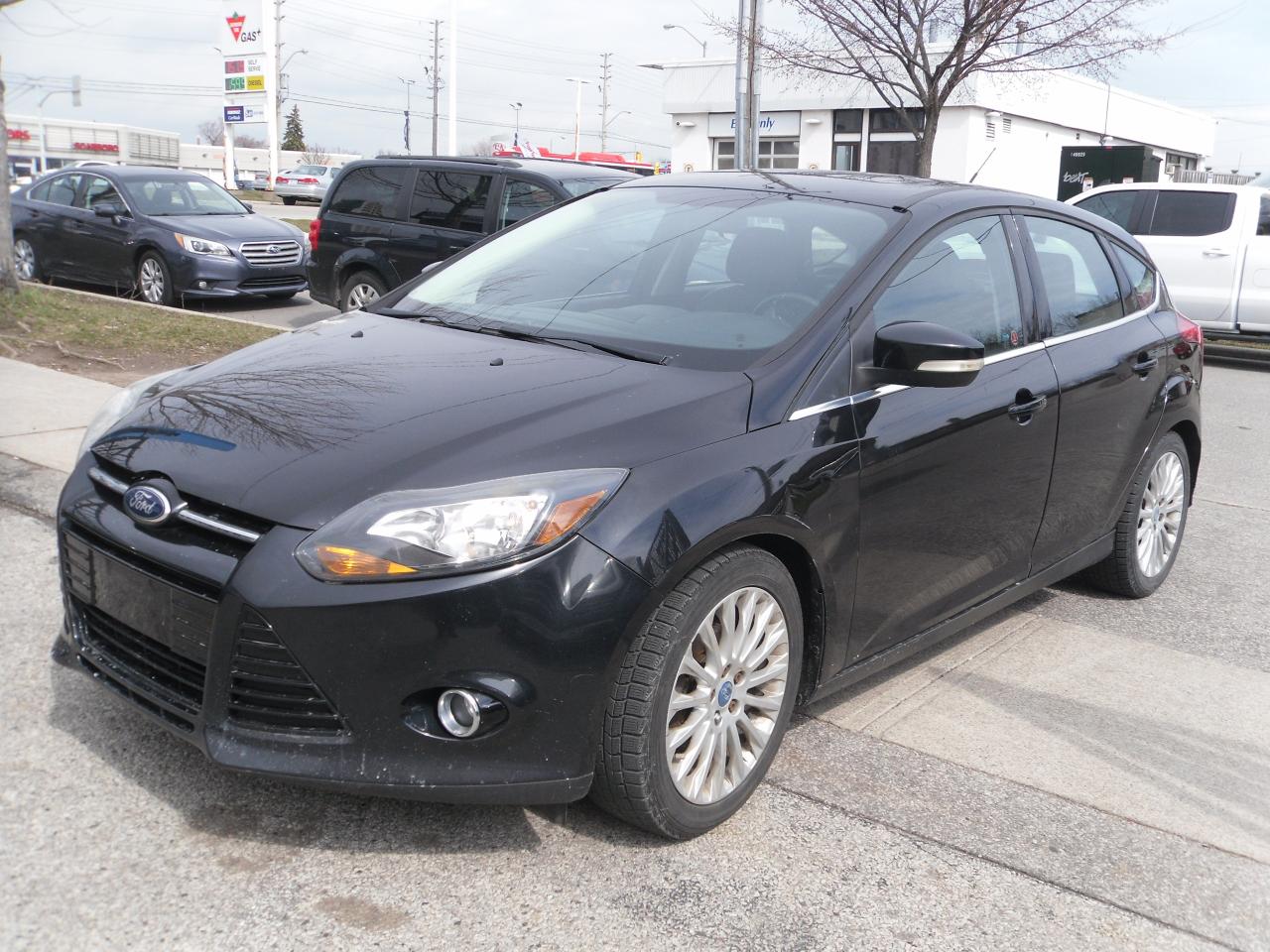 2012 Ford Focus Titanium - Photo #2