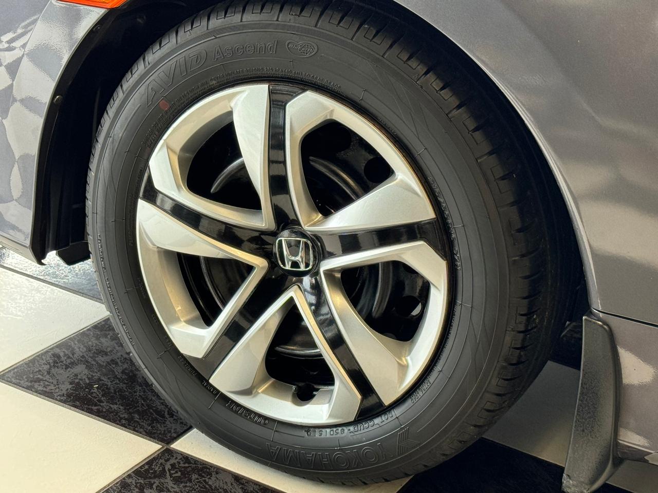 2018 Honda Civic LX+Camera+ApplePlay+Heated Seats+CLEAN CARFAX Photo115