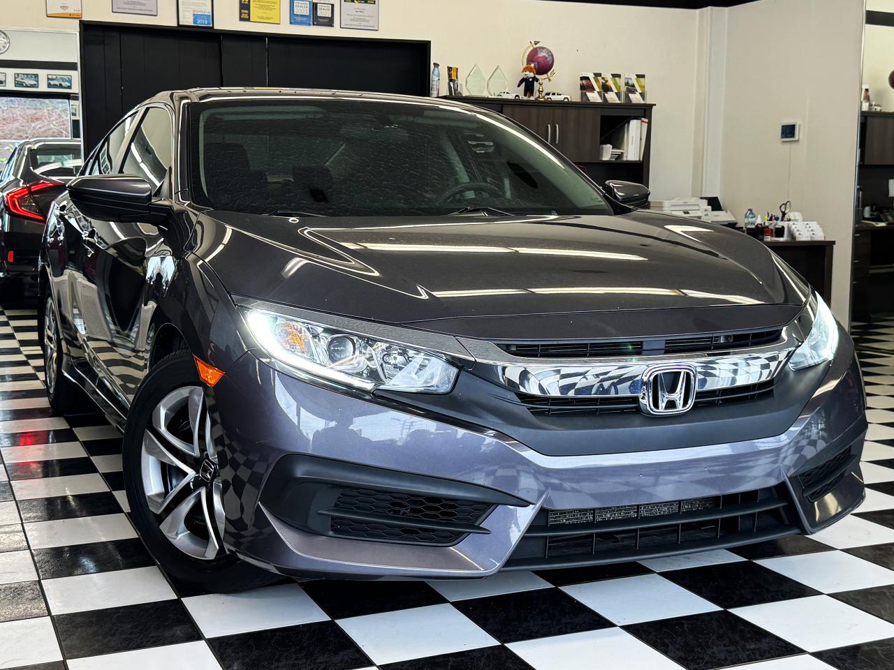 2018 Honda Civic LX+Camera+ApplePlay+Heated Seats+CLEAN CARFAX Photo14