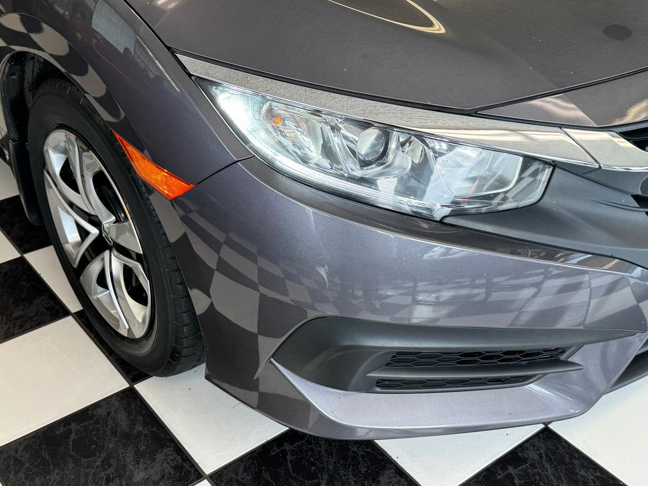 2018 Honda Civic LX+Camera+ApplePlay+Heated Seats+CLEAN CARFAX Photo36