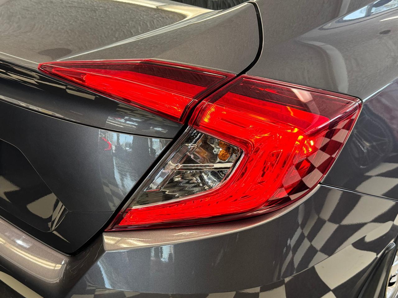 2018 Honda Civic LX+Camera+ApplePlay+Heated Seats+CLEAN CARFAX Photo61