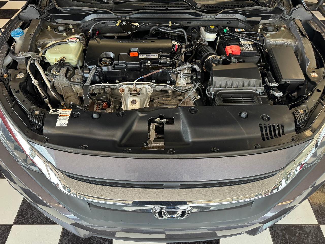 2018 Honda Civic LX+Camera+ApplePlay+Heated Seats+CLEAN CARFAX Photo7