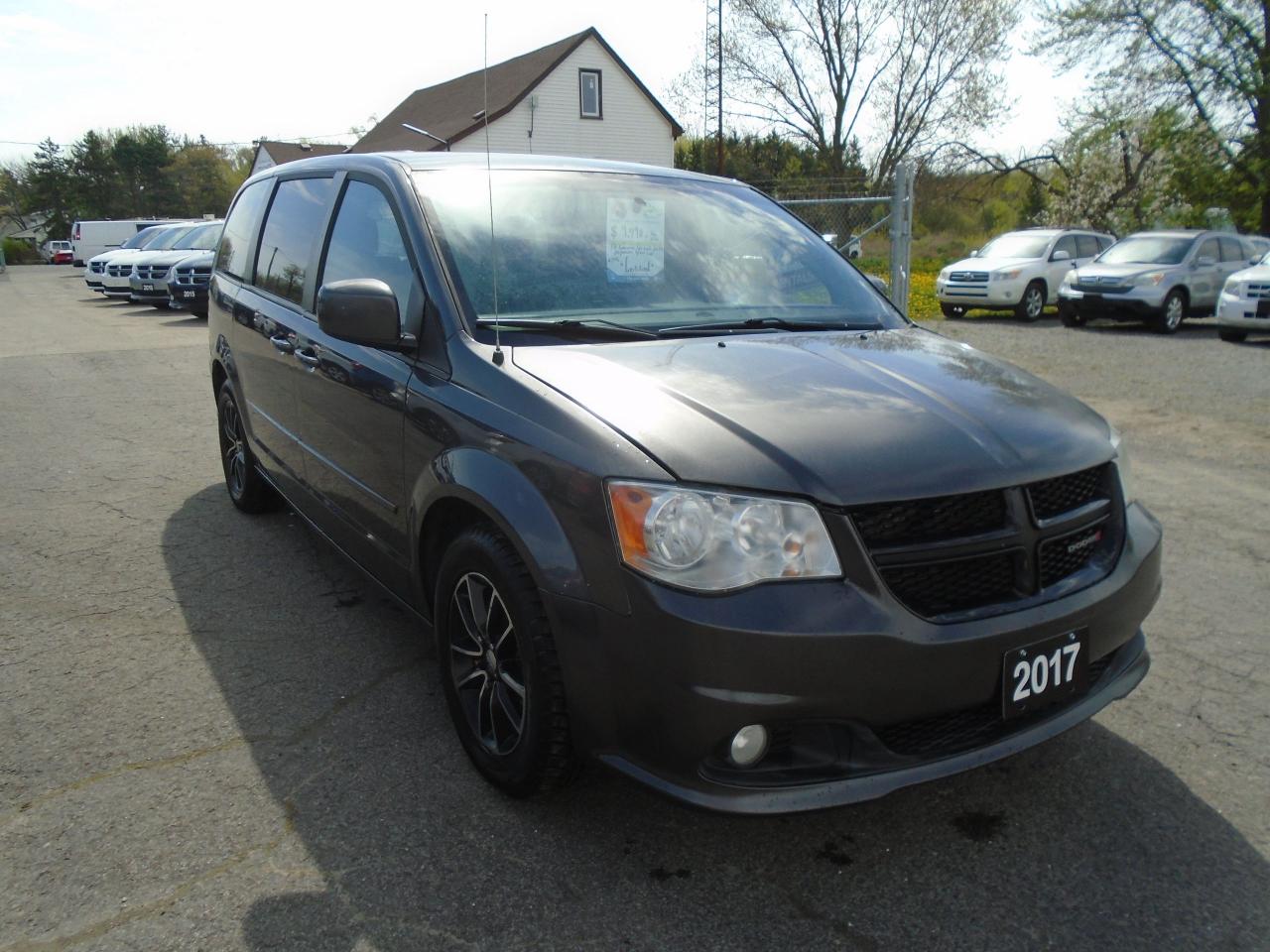 Used 2017 Dodge Grand Caravan 4DR WGN SXT PREMIUM PLUS for sale in Fenwick, ON