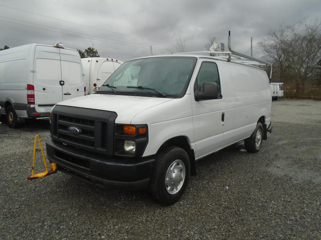 2013 Ford Econoline E-250 Commercial - Photo #3