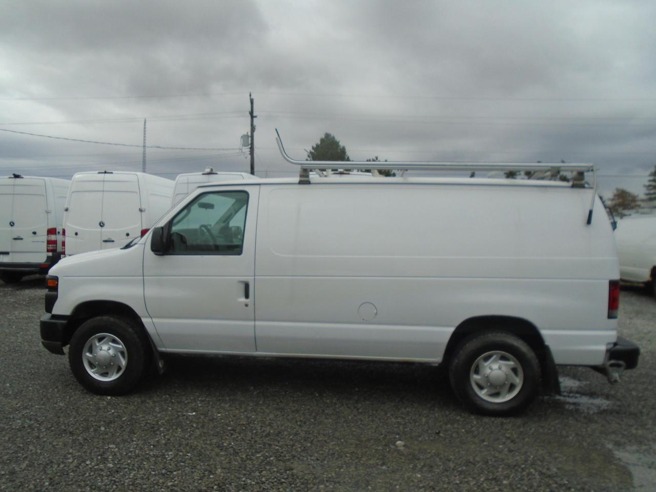 2013 Ford Econoline E-250 Commercial - Photo #5