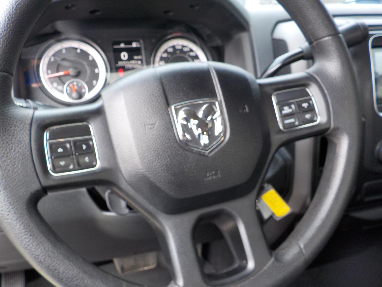 2016 RAM 1500  - Photo #15