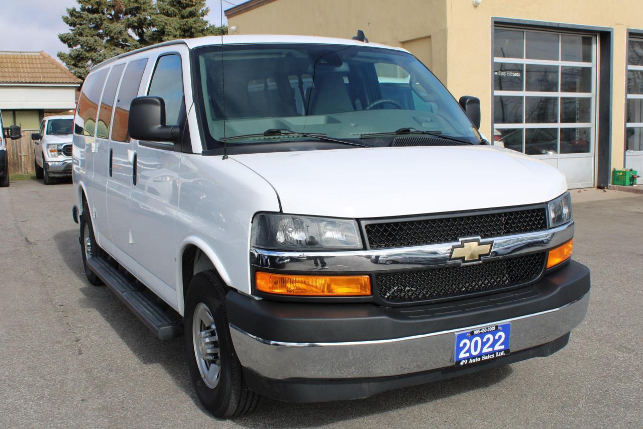 2022 Chevrolet Express RWD 2500 135" LT 12 PASSNGER - Photo #1