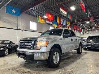 2010 Ford F-150 4WD SUPERCREW 145" XLT | NO RUST | NO ACCIDENT - Photo #1