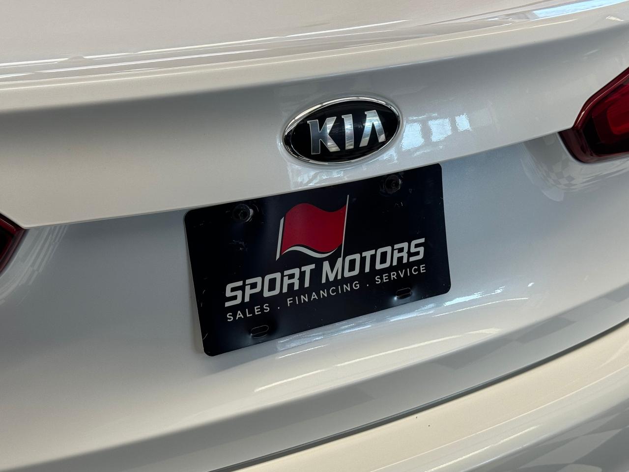 2017 Kia Forte LX+ApplePlay+Camera+Heated Seats+New Brakes Photo67