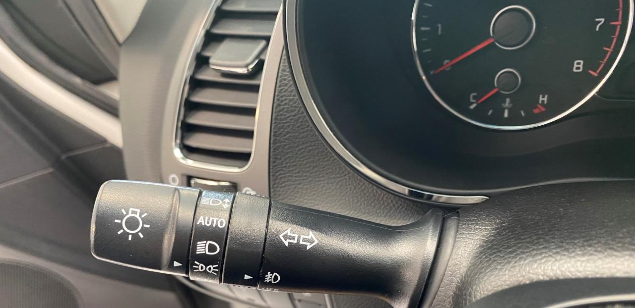 2017 Kia Forte LX+ApplePlay+Camera+Heated Seats+New Brakes Photo55