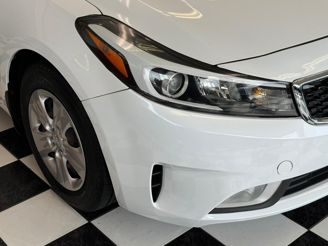 2017 Kia Forte LX+ApplePlay+Camera+Heated Seats+New Brakes Photo106