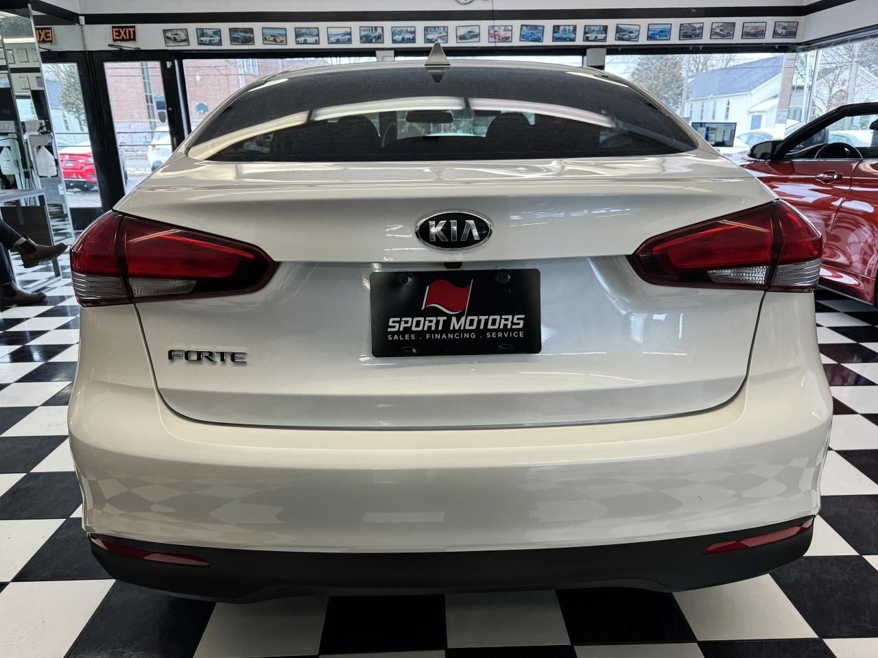 2017 Kia Forte LX+ApplePlay+Camera+Heated Seats+New Brakes Photo72