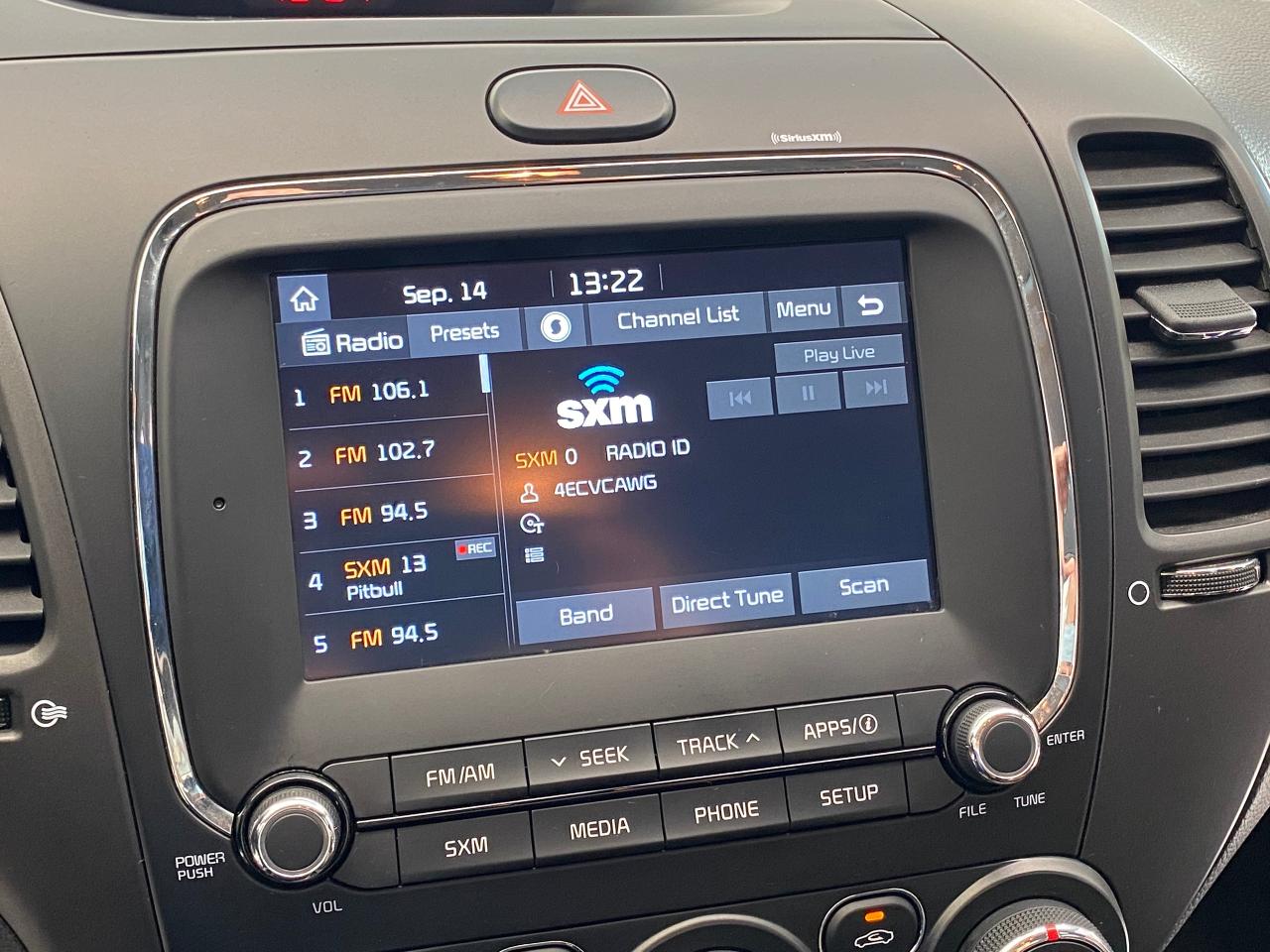 2017 Kia Forte LX+ApplePlay+Camera+Heated Seats+New Brakes Photo103