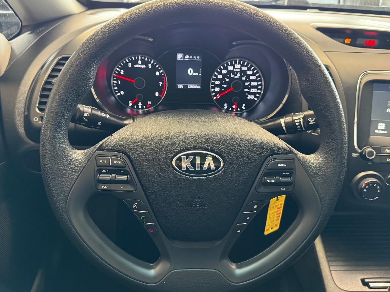 2017 Kia Forte LX+ApplePlay+Camera+Heated Seats+New Brakes Photo78
